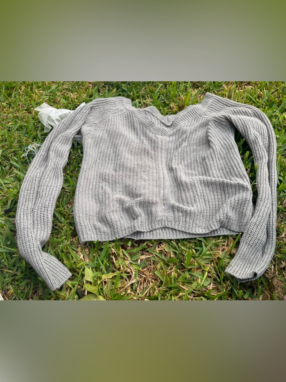 Women's Soft Light Gray V-Neck Knit Pullover Sweater